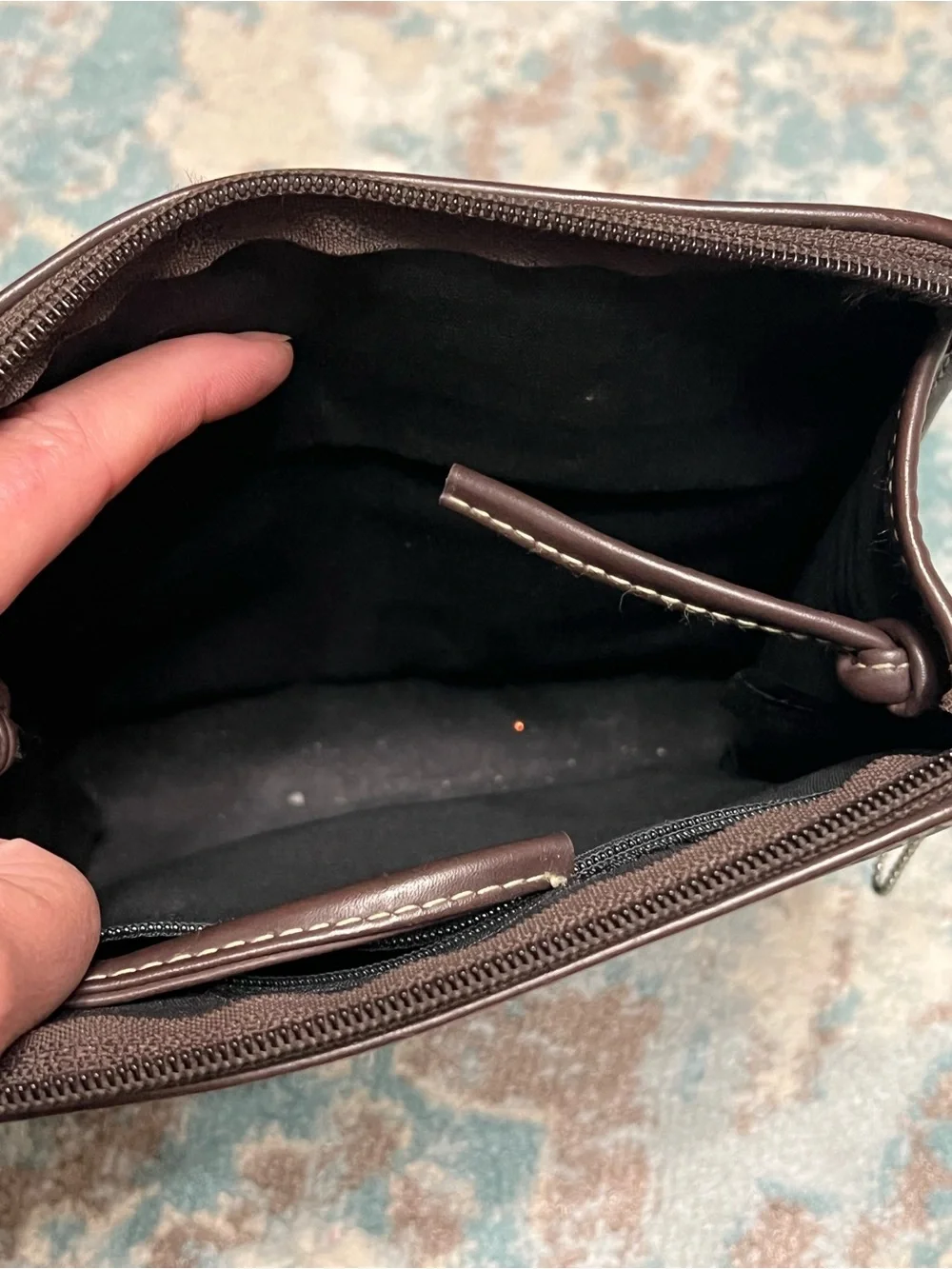 VINTAGE Esprit Dark Brown Leather Compact Messenger